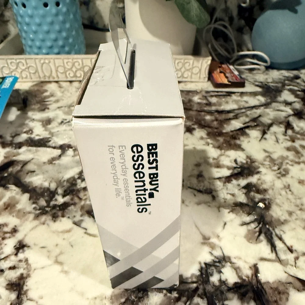Best Buy essentials™ - Portable Apple MagSafe & Watch Charger Organizer - Gray
